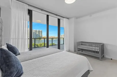 5500 Island Estates Drive Aventura FL 33160