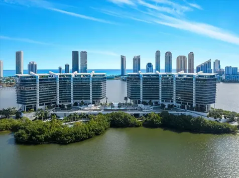 5500 Island Estates Drive Aventura FL 33160