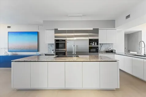 5500 Island Estates Drive Aventura FL 33160