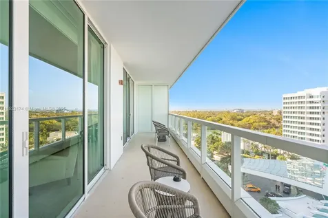 4391 Collins Avenue Miami Beach FL 33140