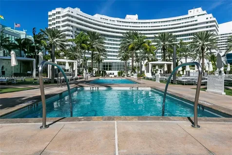 4391 Collins Avenue Miami Beach FL 33140