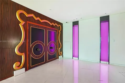 4391 Collins Avenue Miami Beach FL 33140
