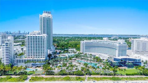 4391 Collins Avenue Miami Beach FL 33140