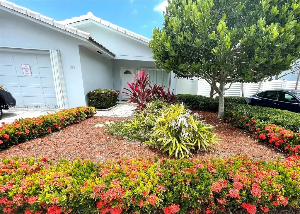 331 Desoto Street Hollywood FL 33019