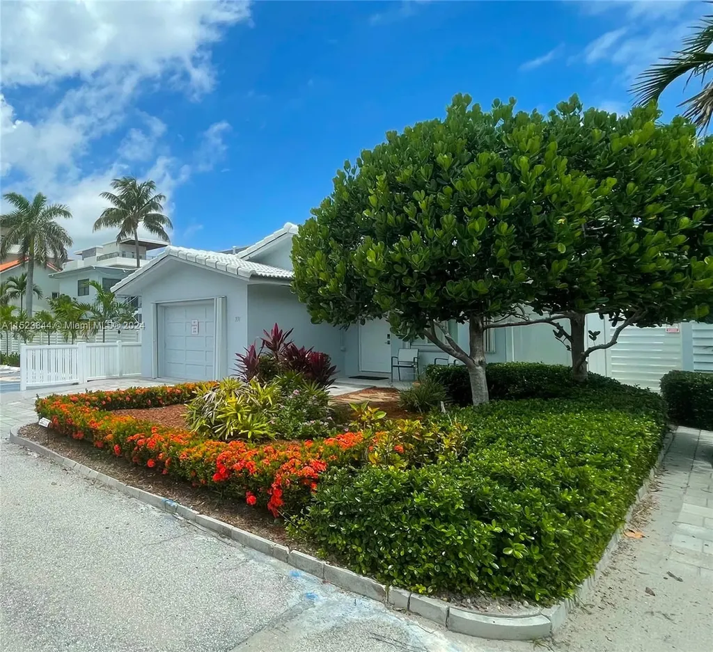 331 Desoto Street Hollywood FL 33019