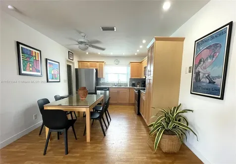 331 Desoto Street Hollywood FL 33019