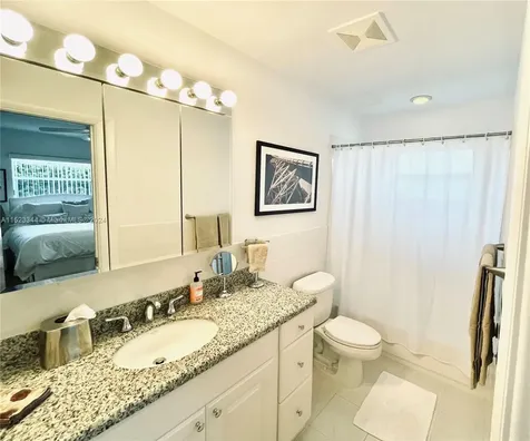 331 Desoto Street Hollywood FL 33019