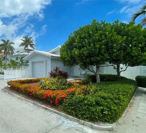 331 Desoto Street Hollywood FL 33019