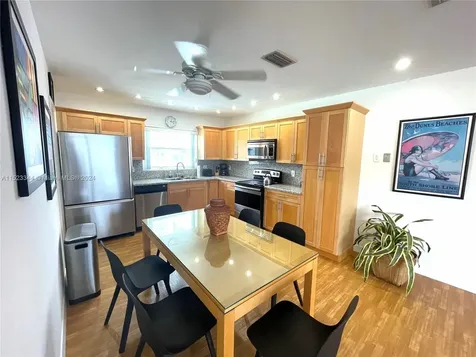 331 Desoto Street Hollywood FL 33019
