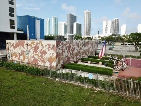 1542 NE 1st Avenue Miami FL 33132