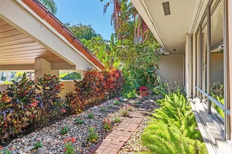 7556 Los Pinos Boulevard Coral Gables FL 33143