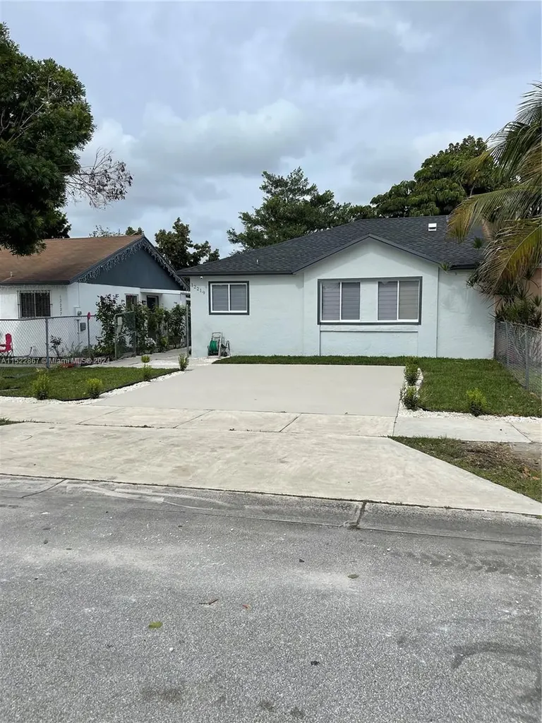 12219 SW 198th Terrace Miami FL 33177