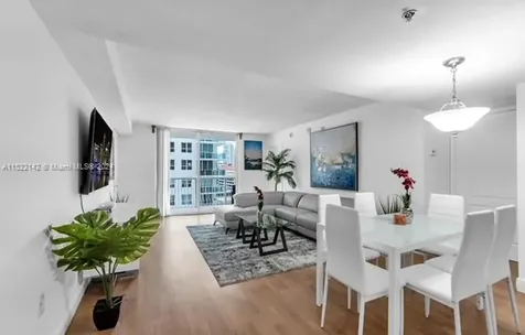 1200 Brickell Bay Drive Miami FL 33131