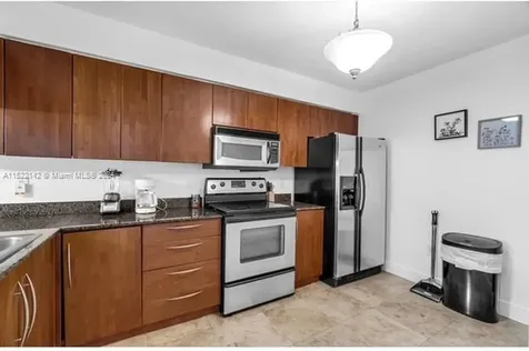 1200 Brickell Bay Drive Miami FL 33131