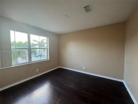 6279 Navajo Terrace Margate FL 33063
