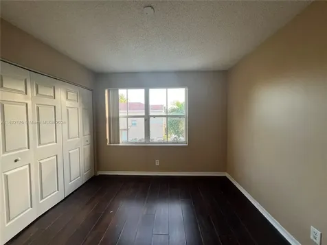 6279 Navajo Terrace Margate FL 33063
