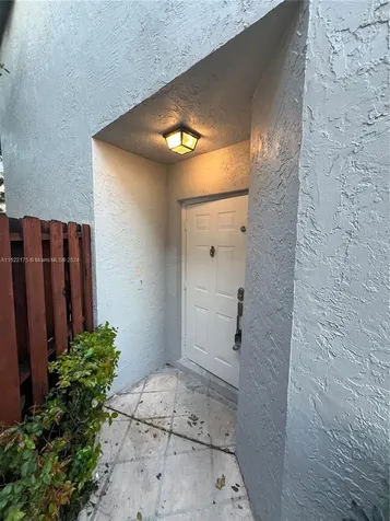 6279 Navajo Terrace Margate FL 33063