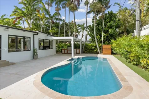 519 SW 25th Road Miami FL 33129