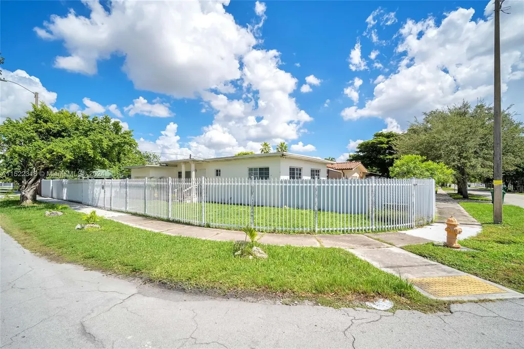 451 NW 30th Place Miami FL 33125