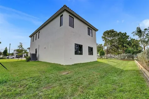 13145 Addilyn Court Davie FL 33325
