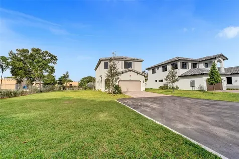 13145 Addilyn Court Davie FL 33325