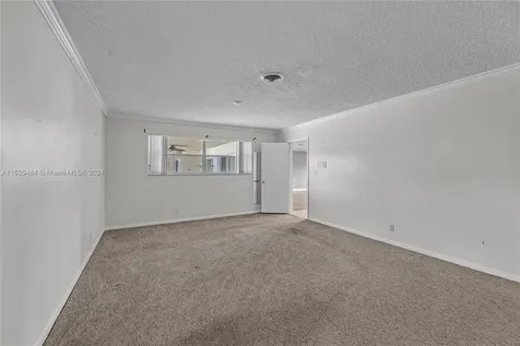 7321 SW 5th Street Plantation FL 33317