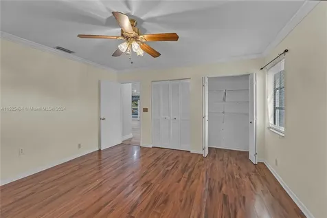 7321 SW 5th Street Plantation FL 33317