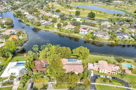 7321 SW 5th Street Plantation FL 33317