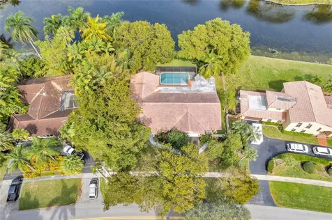 7321 SW 5th Street Plantation FL 33317