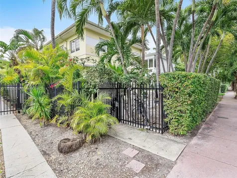 610 Michigan Avenue Miami Beach FL 33139