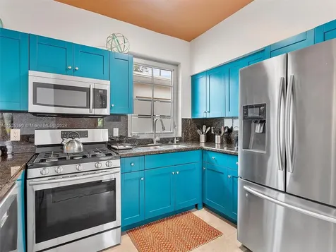 610 Michigan Avenue Miami Beach FL 33139