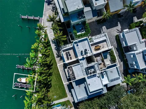 6020 Aqua Path Miami Beach FL 33141