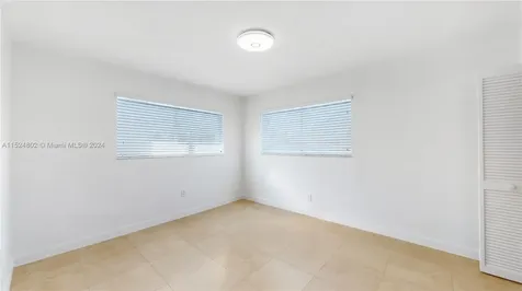 2915 SW 24 Te Miami FL 33145