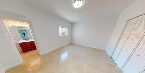 2915 SW 24 Te Miami FL 33145