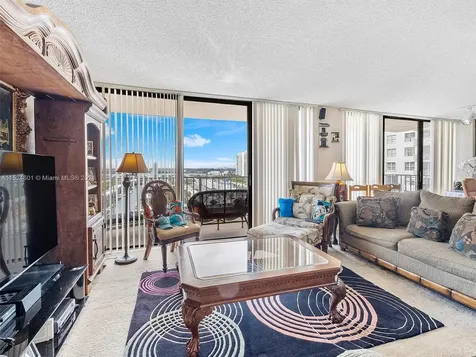 290 174th Street Sunny Isles Beach FL 33160