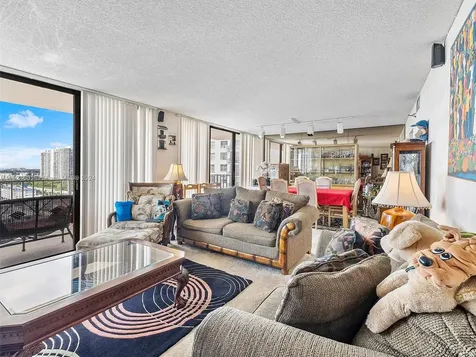 290 174th Street Sunny Isles Beach FL 33160