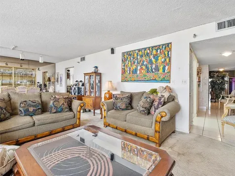 290 174th Street Sunny Isles Beach FL 33160