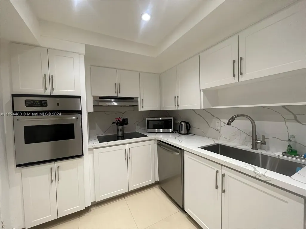 3801 S Ocean Drive Hollywood FL 33019