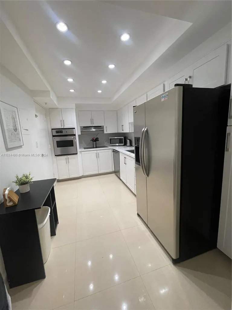 3801 S Ocean Drive Hollywood FL 33019