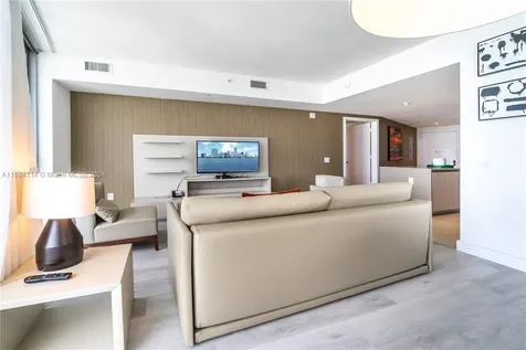 4111 S Ocean Drive Hollywood FL 33019