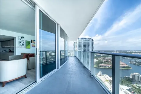 4111 S Ocean Drive Hollywood FL 33019