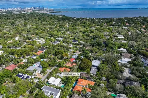 4060 Woodridge Road Miami FL 33133