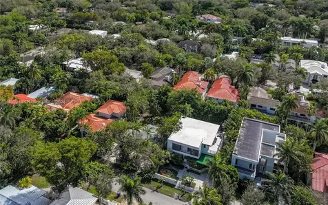 4060 Woodridge Road Miami FL 33133