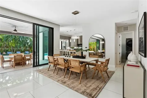 4060 Woodridge Road Miami FL 33133