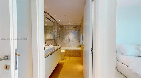 2127 Brickell Miami FL 33129