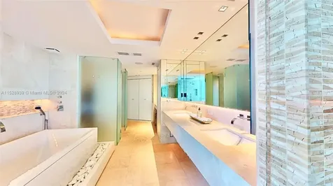 2127 Brickell Miami FL 33129
