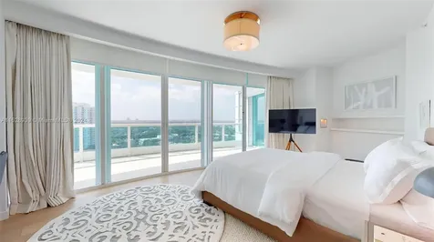 2127 Brickell Miami FL 33129