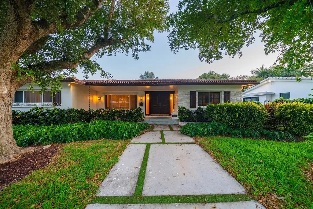 1310 Jackson Street Hollywood FL 33019