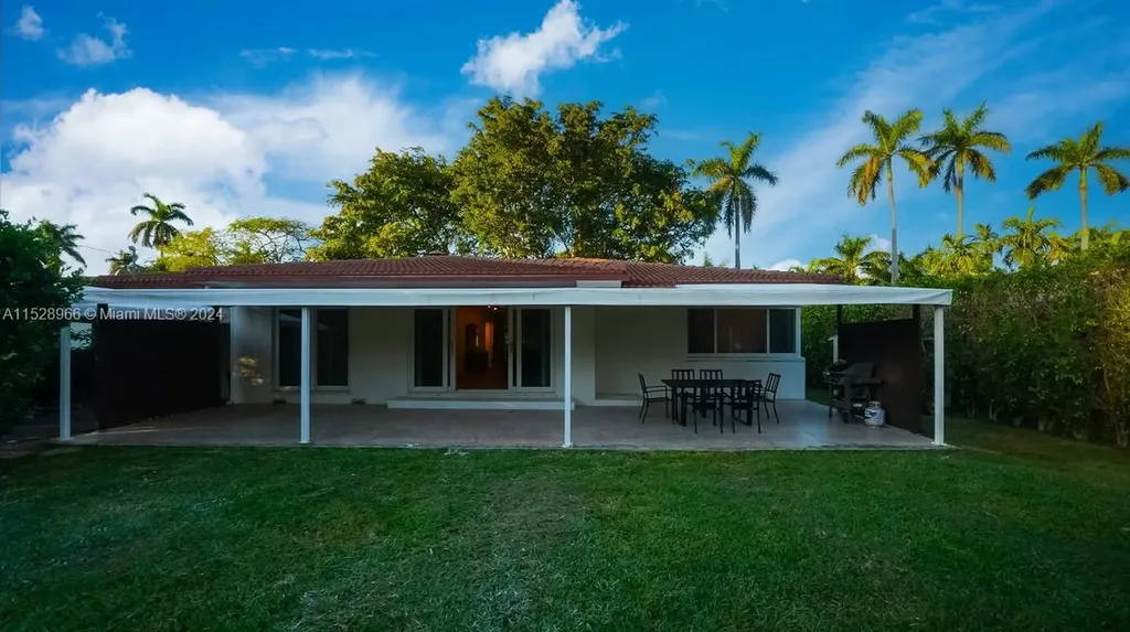 1310 Jackson Street Hollywood FL 33019