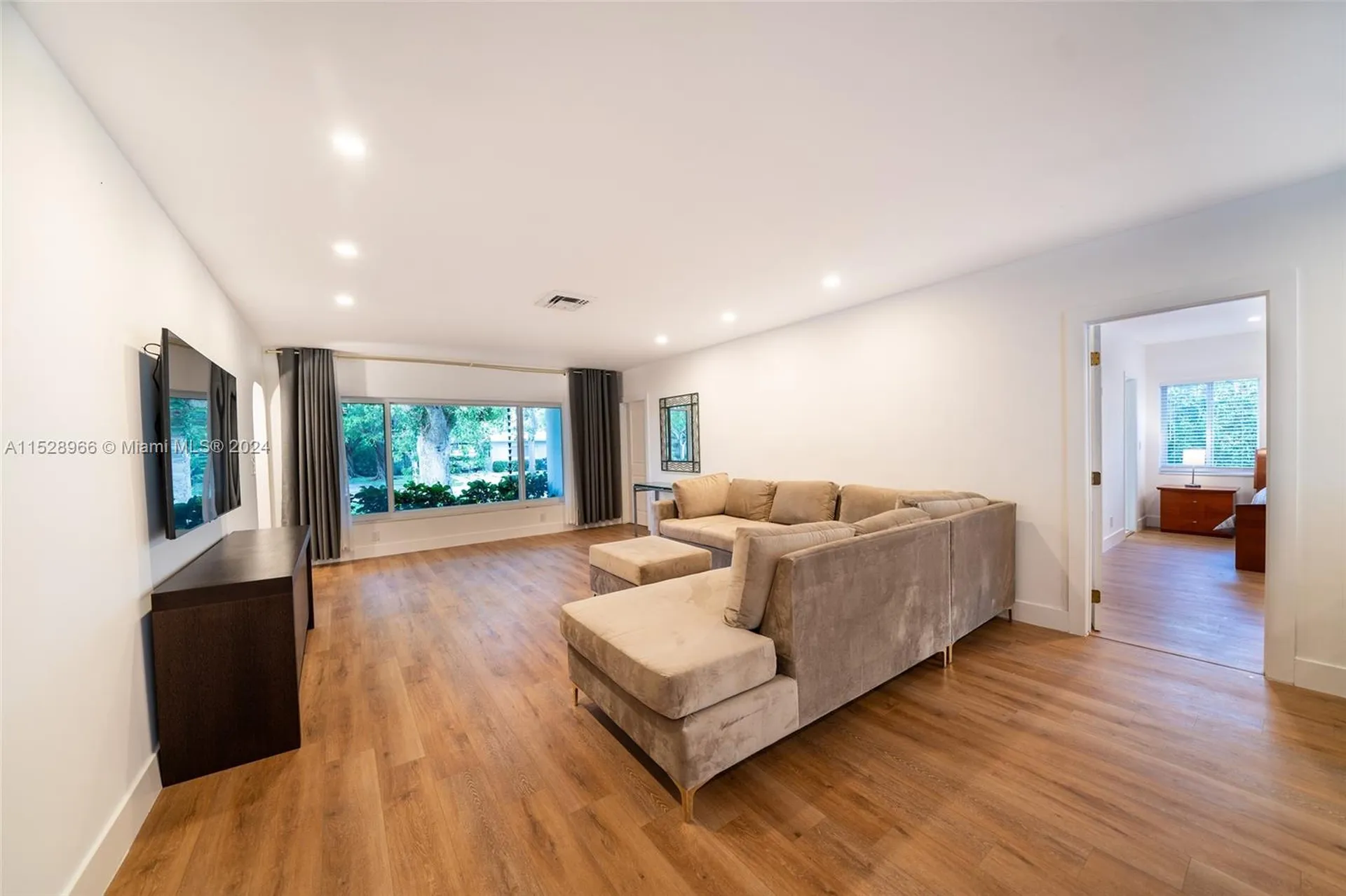1310 Jackson Street Hollywood FL 33019